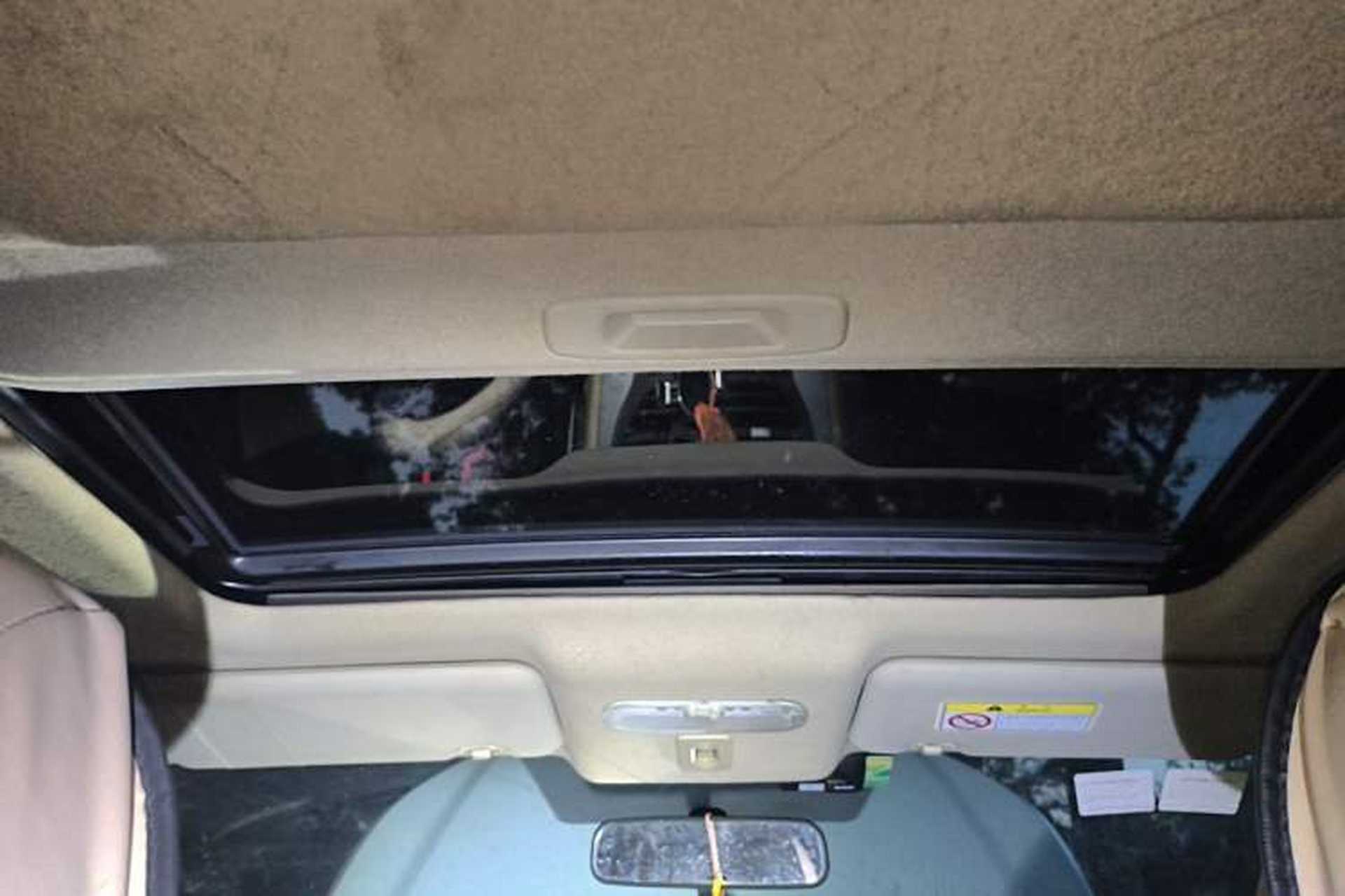 Used Venucia D50 2013 1.6L Manual Luxury Edition Headliner