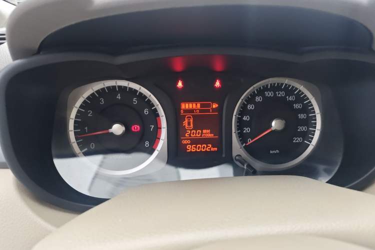 Used Venucia D50 2013 1.6L Manual Fashion Edition Instrument Cluster