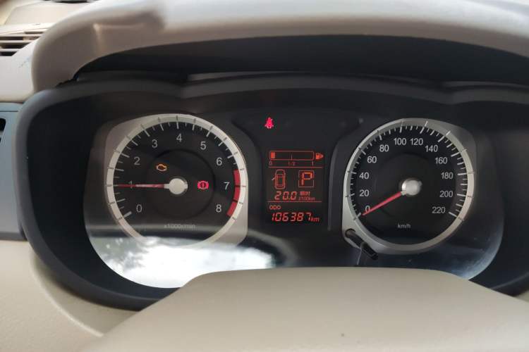 Used Venucia D50 2013 1.6L Automatic Fashion Edition Instrument Cluster