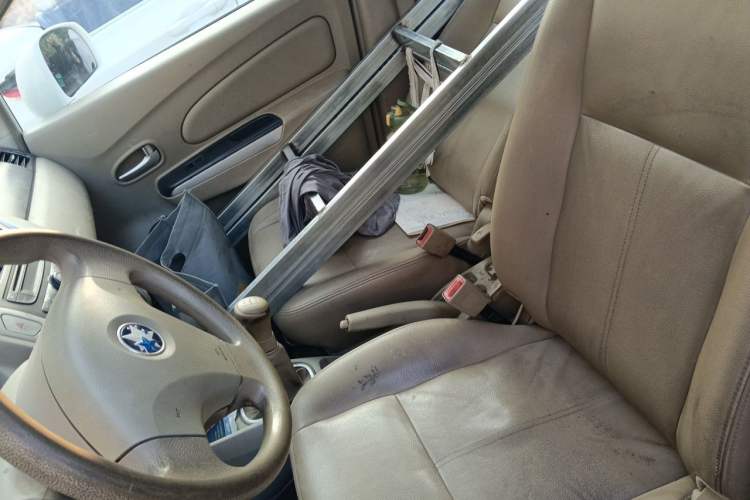 Used Venucia D50 2013 1.6L Manual Luxury Edition Left Front Seat