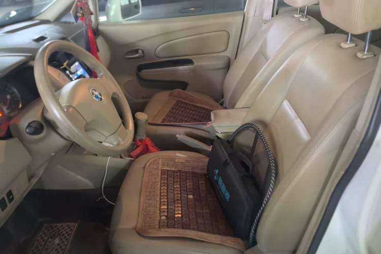 Used Venucia D50 2013 1.6L Manual Luxury Edition Left Front Seat