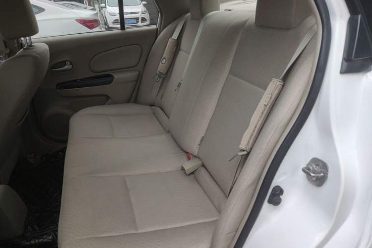 Used Venucia D50 2013 1.6L Automatic Fashion Edition Left Rear Seat