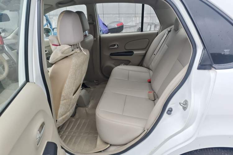 Used Venucia D50 2013 1.6L Manual Fashion Edition Left Rear Seat