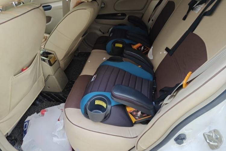 Used Venucia D50 2013 1.6L Automatic Fashion Edition Left Rear Seat