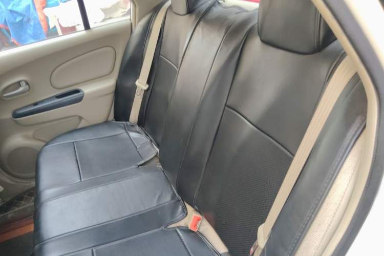 Used Venucia D50 2013 1.6L Manual Fashion Edition Left Rear Seat