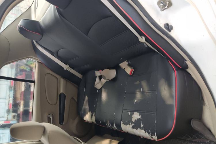 Used Venucia D50 2013 1.6L Automatic Fashion Edition Left Rear Seat