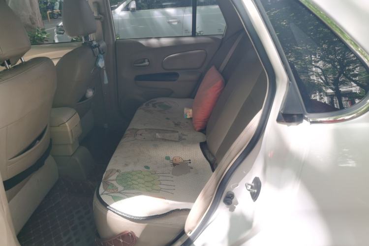 Used Venucia D50 2013 1.6L Automatic Fashion Edition Left Rear Seat