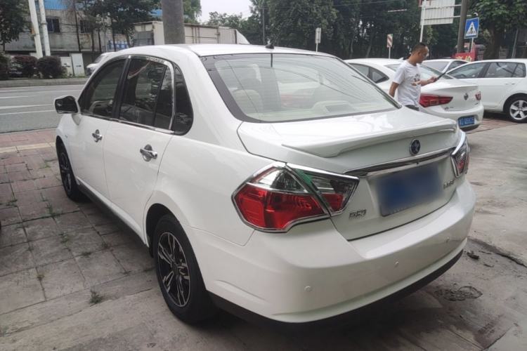 Used Venucia D50 2013 1.6L Automatic Fashion Edition Rear Left 45 Deg