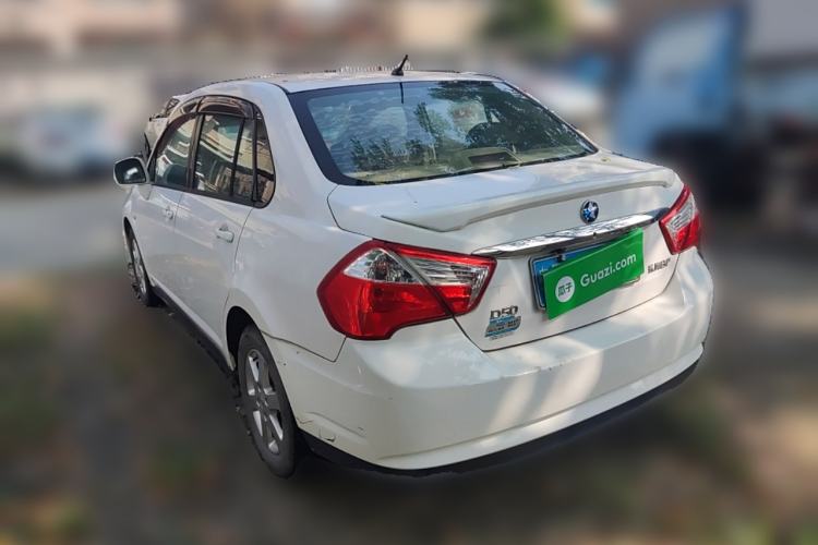 Used Venucia D50 2013 1.6L Automatic Fashion Edition Rear Left 45 Deg