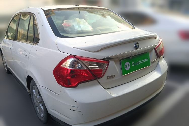 Used Venucia D50 2013 1.6L Manual Luxury Edition Rear Left 45 Deg