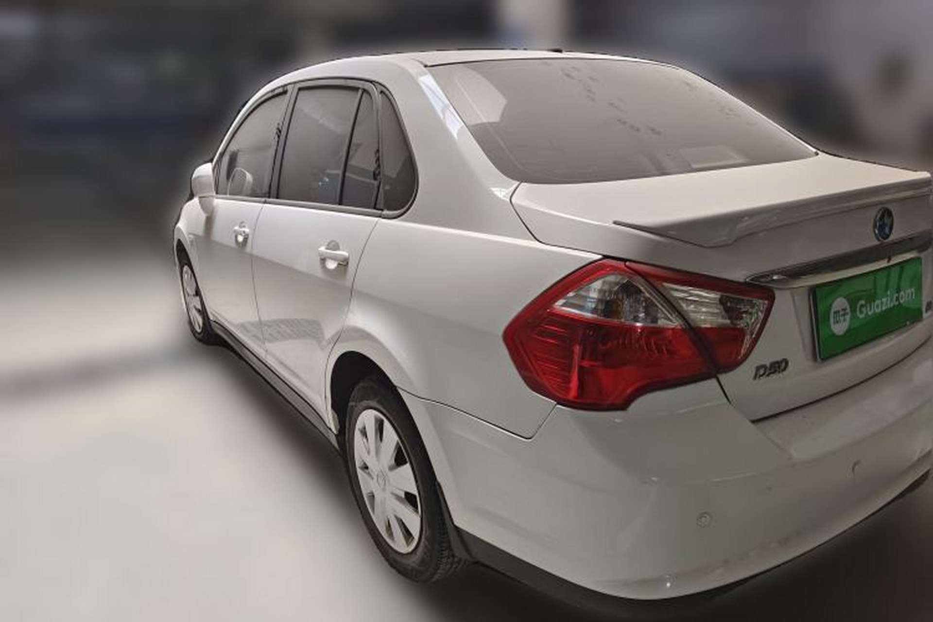 Used Venucia D50 2013 1.6L Manual Fashion Edition Rear Left 45 Deg
