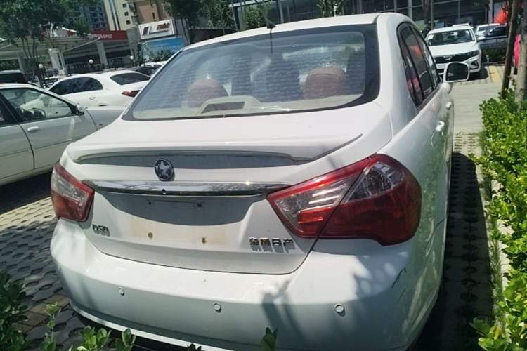 Used Venucia D50 2013 1.6L Manual Fashion Edition Rear