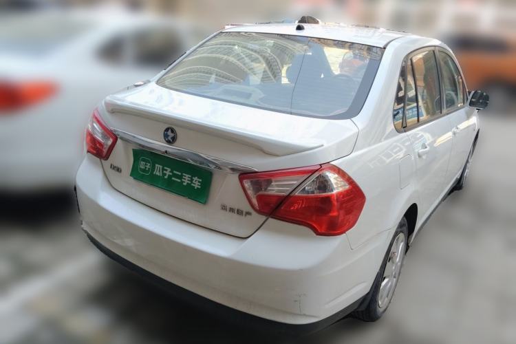 Used Venucia D50 2013 1.6L Manual Fashion Edition Rear Right 45 Deg