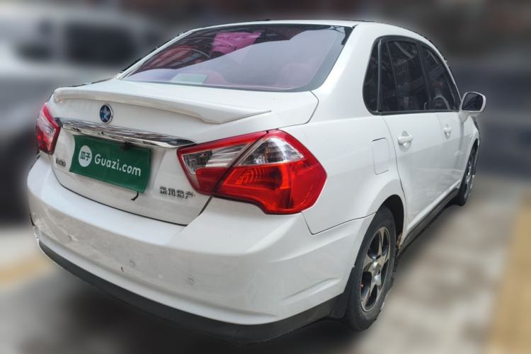 Used Venucia D50 2013 1.6L Automatic Fashion Edition Rear Right 45 Deg