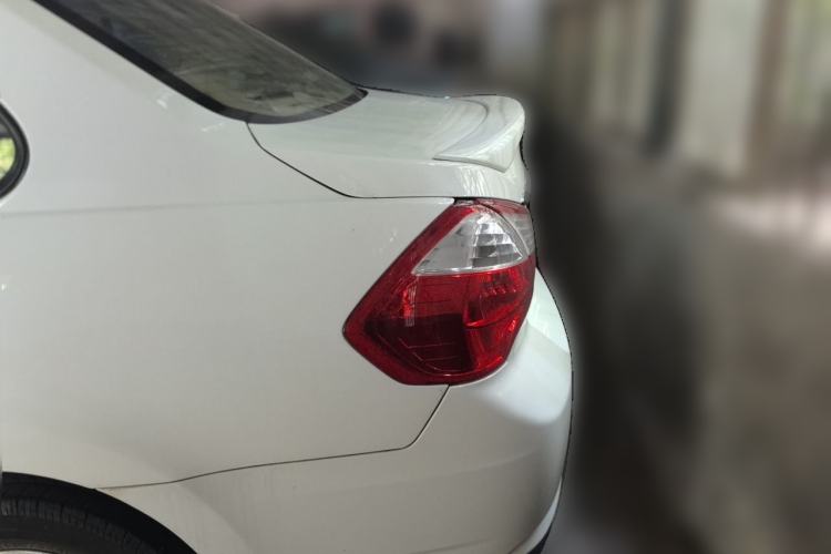 Used Venucia D50 2013 1.6L Manual Luxury Edition Rear
