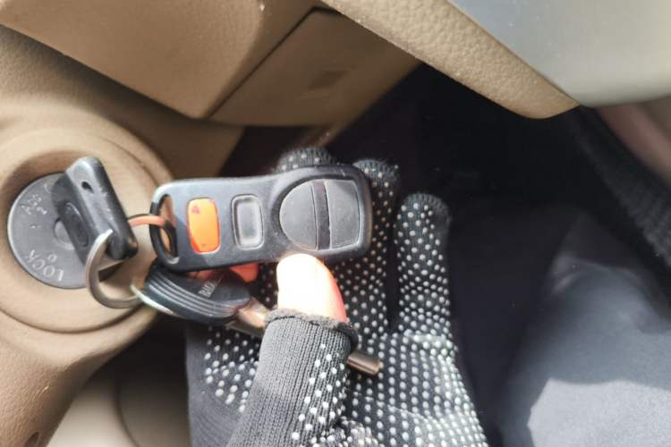 Used Venucia D50 2013 1.6L Automatic Fashion Edition Vehicle Key