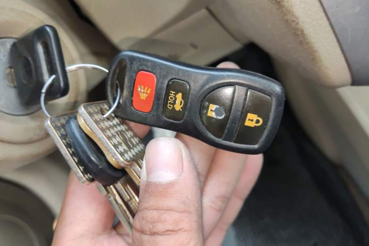 Used Venucia D50 2013 1.6L Automatic Fashion Edition Vehicle Key