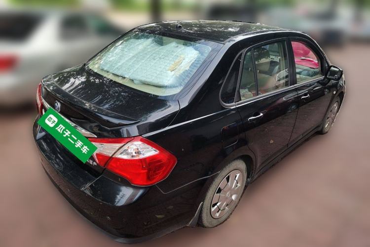 Used Venucia D50 2014 1.6L Automatic Splendid Edition Exterior 5