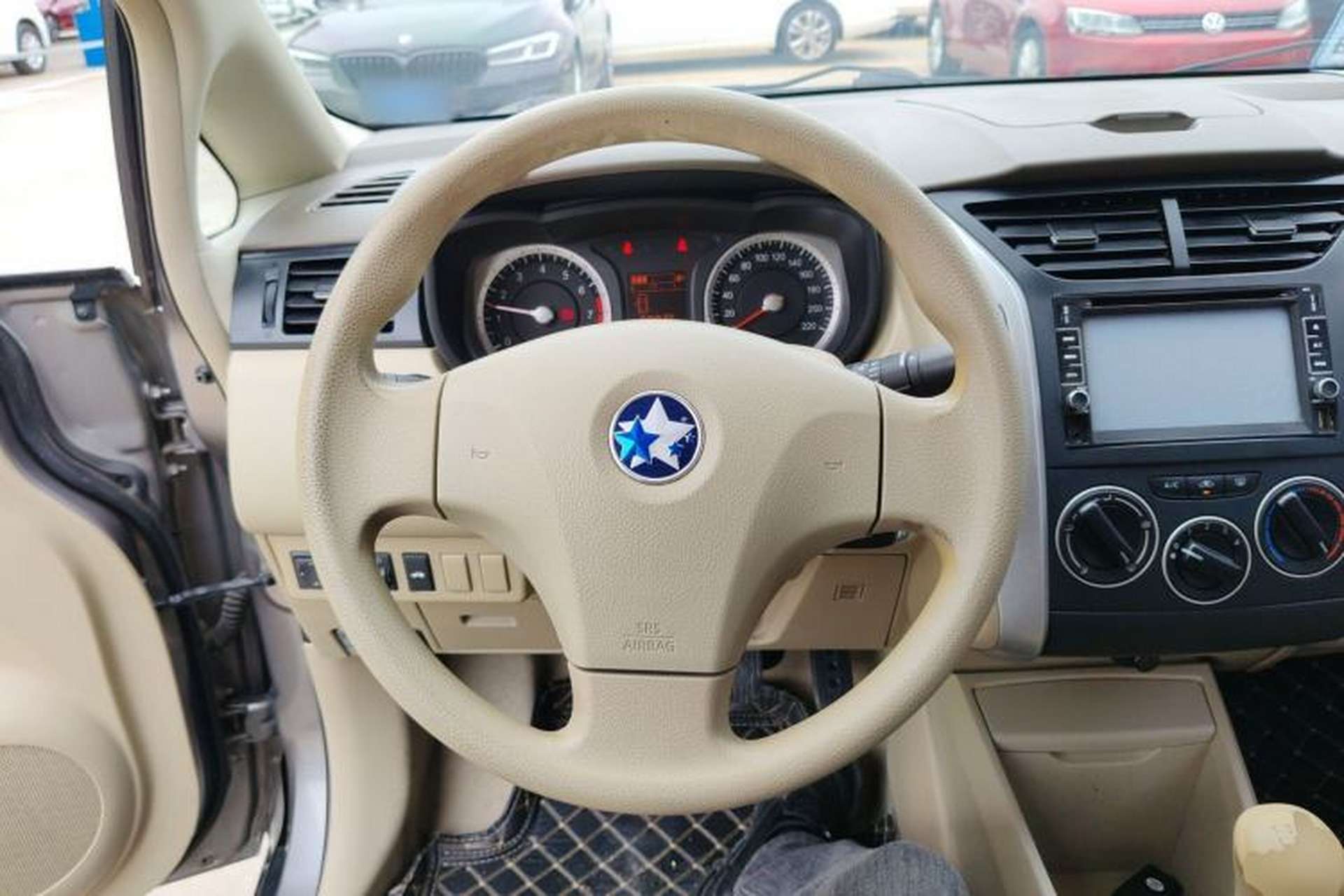Used Venucia D50 2014 1.6L Manual Splendid Edition Steering Wheel