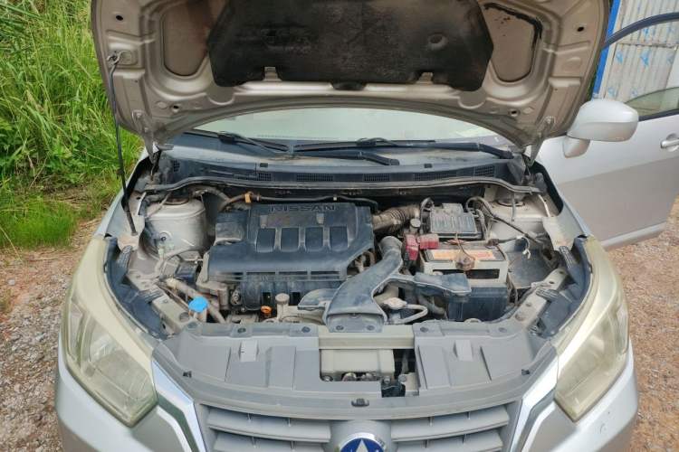 Used Venucia D50 2014 1.6L Manual Splendid Edition Engine Bay