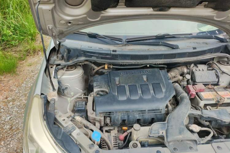 Used Venucia D50 2014 1.6L Manual Splendid Edition Engine Bay Right