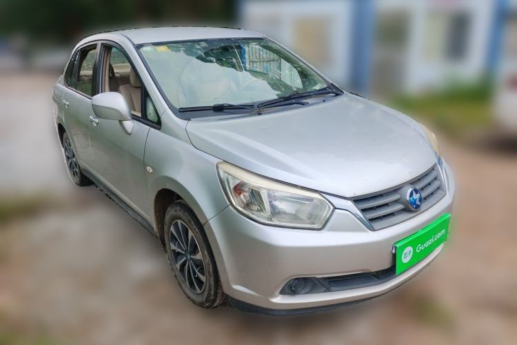 Used Venucia D50 2014 1.6L Manual Splendid Edition Front Right 45 Deg