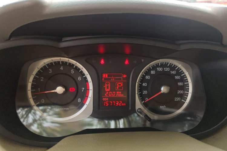 Used Venucia D50 2014 1.6L Automatic Splendid Edition Instrument Cluster