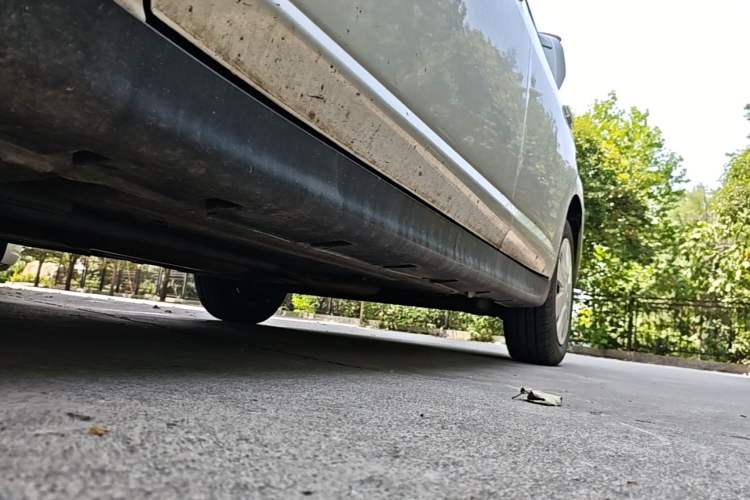 Used Venucia D50 2014 1.6L Manual Splendid Edition Left Side Sill