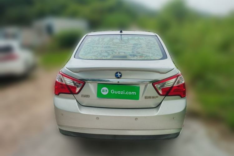 Used Venucia D50 2014 1.6L Manual Splendid Edition Rear