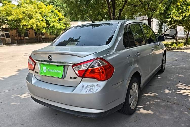 Used Venucia D50 2014 1.6L Manual Splendid Edition Rear Right 45 Deg