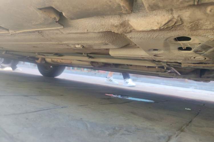 Used Venucia D50 2014 1.6L Manual Splendid Edition Chassis Front Right