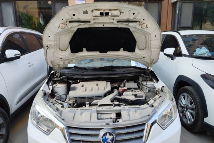 Used Venucia D50 2014 1.6L Manual Splendid Edition Engine Bay