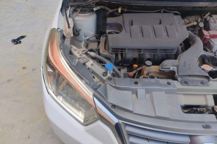 Used Venucia D50 2014 1.6L Manual Splendid Edition Engine Bay Right