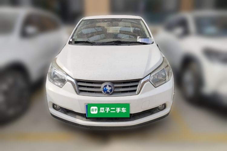 Used Venucia D50 2014 1.6L Manual Splendid Edition Front