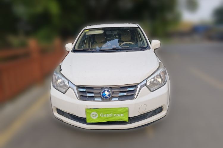 Used Venucia D50 2014 1.6L Manual Splendid Edition Front