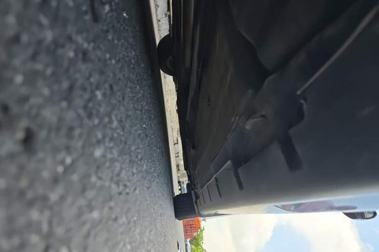 Used Venucia D50 2015 1.6L Automatic Fashion Edition Chassis Rear Right