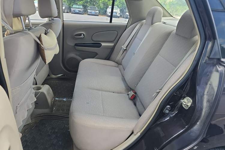 Used Venucia D50 2015 1.6L Automatic Fashion Edition Left Rear Seat