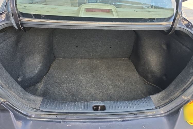 Used Venucia D50 2015 1.6L Automatic Fashion Edition Trunk