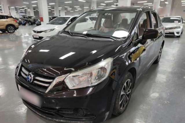 Used Venucia D50 2015 1.6L Automatic Fashion Edition