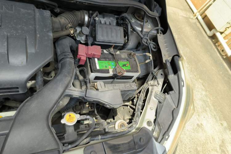 Used Venucia D50 2015 1.6L Manual Fashion Edition Engine Bay Left