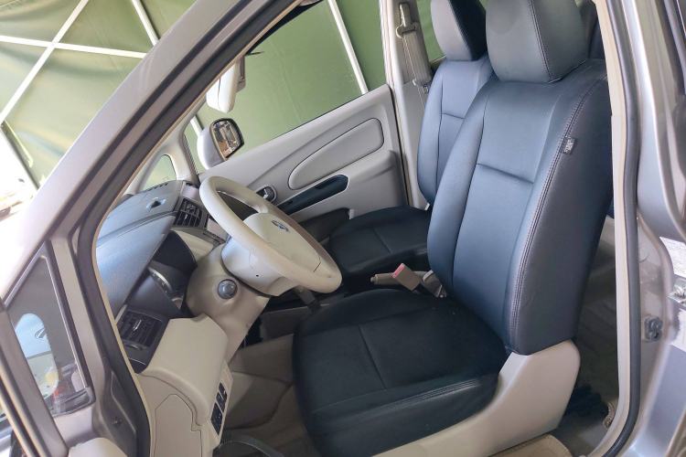 Used Venucia D50 2015 1.6L Automatic Fashion Edition Left Front Seat