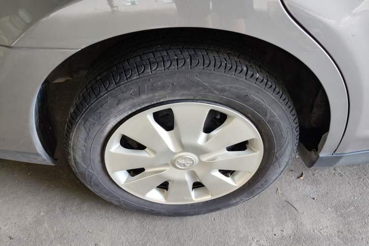 Used Venucia D50 2015 1.6L Automatic Fashion Edition Right Rear Wheel Hub