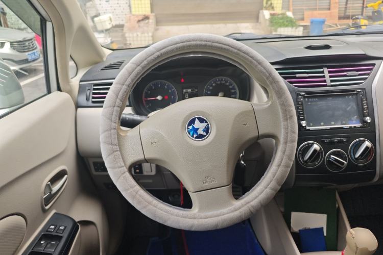 Used Venucia D50 2015 1.6L Manual Fashion Edition Steering Wheel