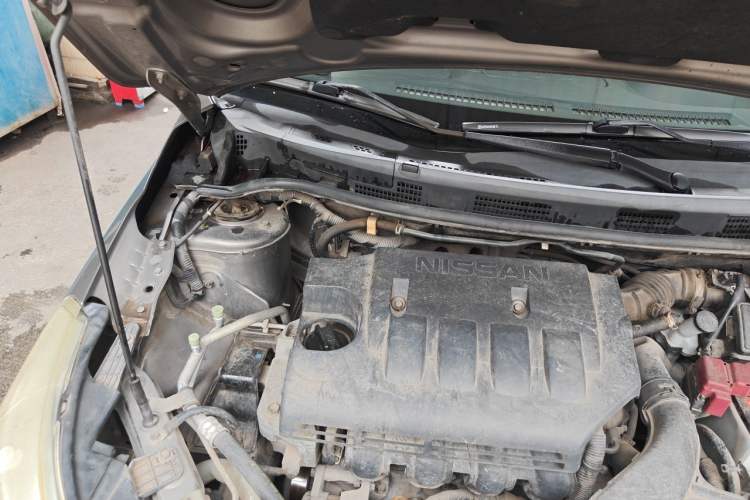 Used Venucia D50 2015 1.6L Automatic Fashion Edition Engine Bay Right