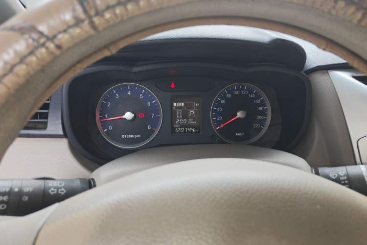 Used Venucia D50 2015 1.6L Automatic Fashion Edition Instrument Cluster
