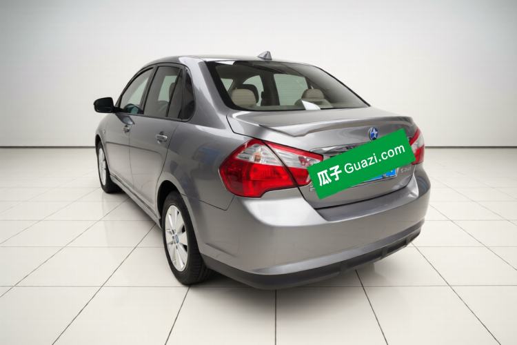 Used Venucia D50 2015 1.6L Automatic Fashion Edition Rear Left 45 Deg