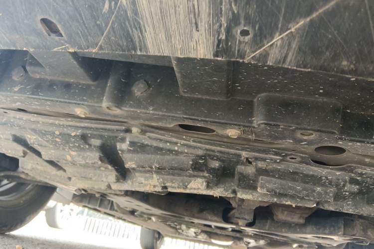 Used Venucia D50 2015 1.6L Manual Fashion Edition Chassis Front