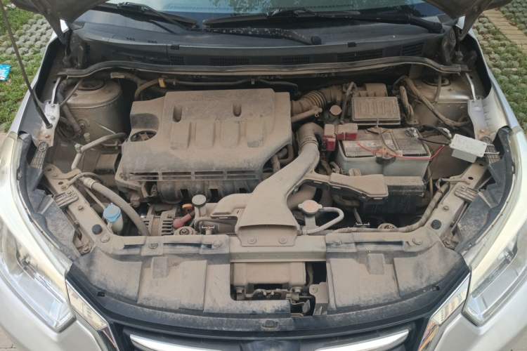 Used Venucia D50 2015 1.6L Manual Luxury Edition Engine Bay