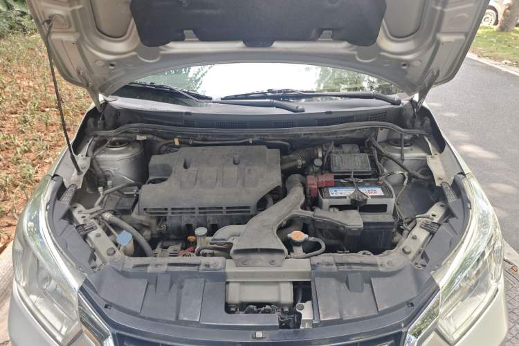 Used Venucia D50 2015 1.6L Manual Fashion Edition Engine Bay