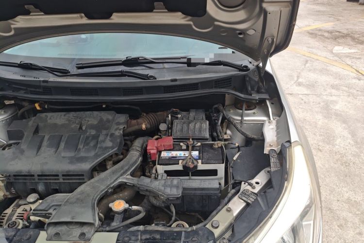 Used Venucia D50 2015 1.6L Automatic Fashion Edition Engine Bay Left